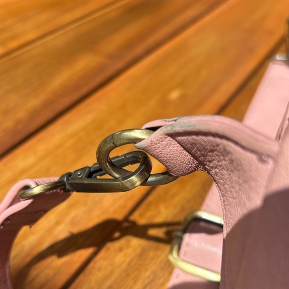 Joy Susan Kylie Double Zip Sling Belt Bag in Blush. Good used condition - Picture 6 of 12